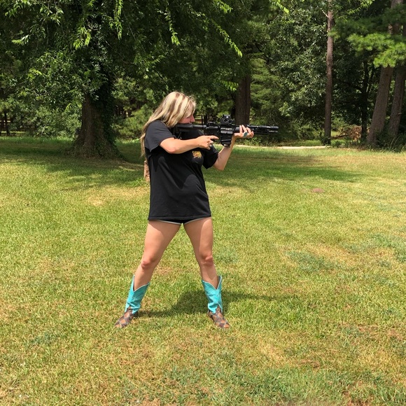 Meet your Posher, Chewy - Picture 2 of 8